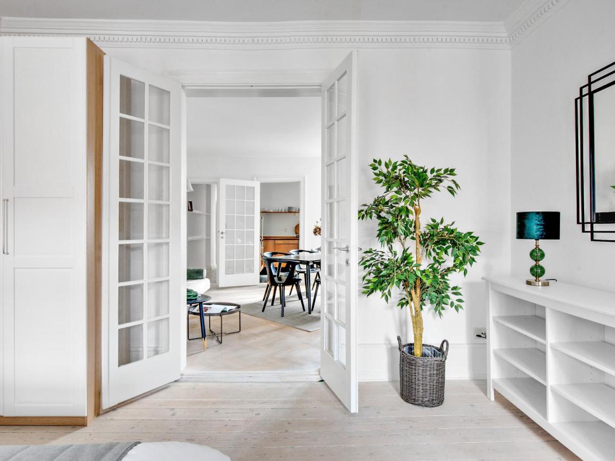 קופנהגן Sanders Stage - Endearing Three-Bedroom Apartment Near Nyhavn מראה חיצוני תמונה